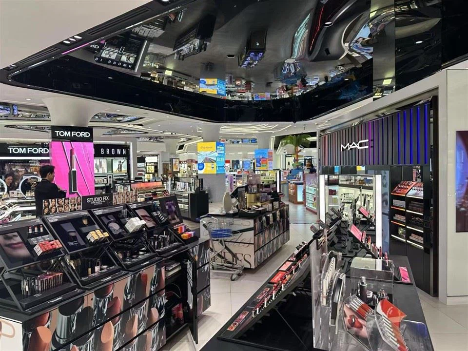 Furniture For Perfumes