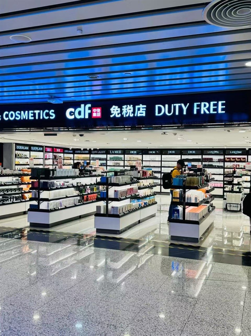 Modern Perfume Display Casesfor Duty Free Shop