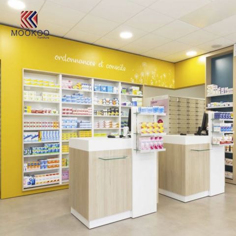 Disseny d’interiors de Farmacia Shop a mida