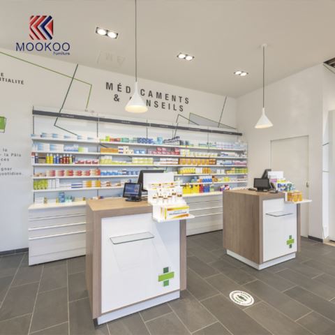 Vitrina a mida de la farmàcia